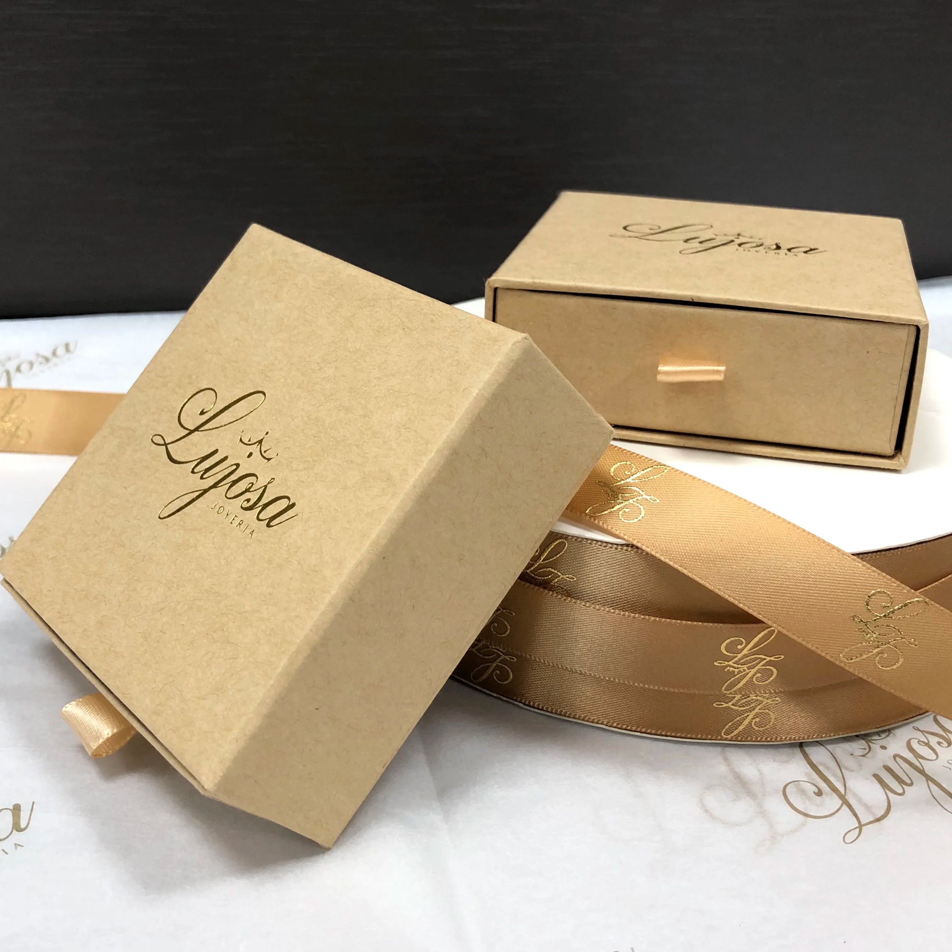 Jewelry Boxes With Logo Printing White&Brown Drawer Box for Gift Packaging Hard Rigid Cardboard Sliding Jewelry Box