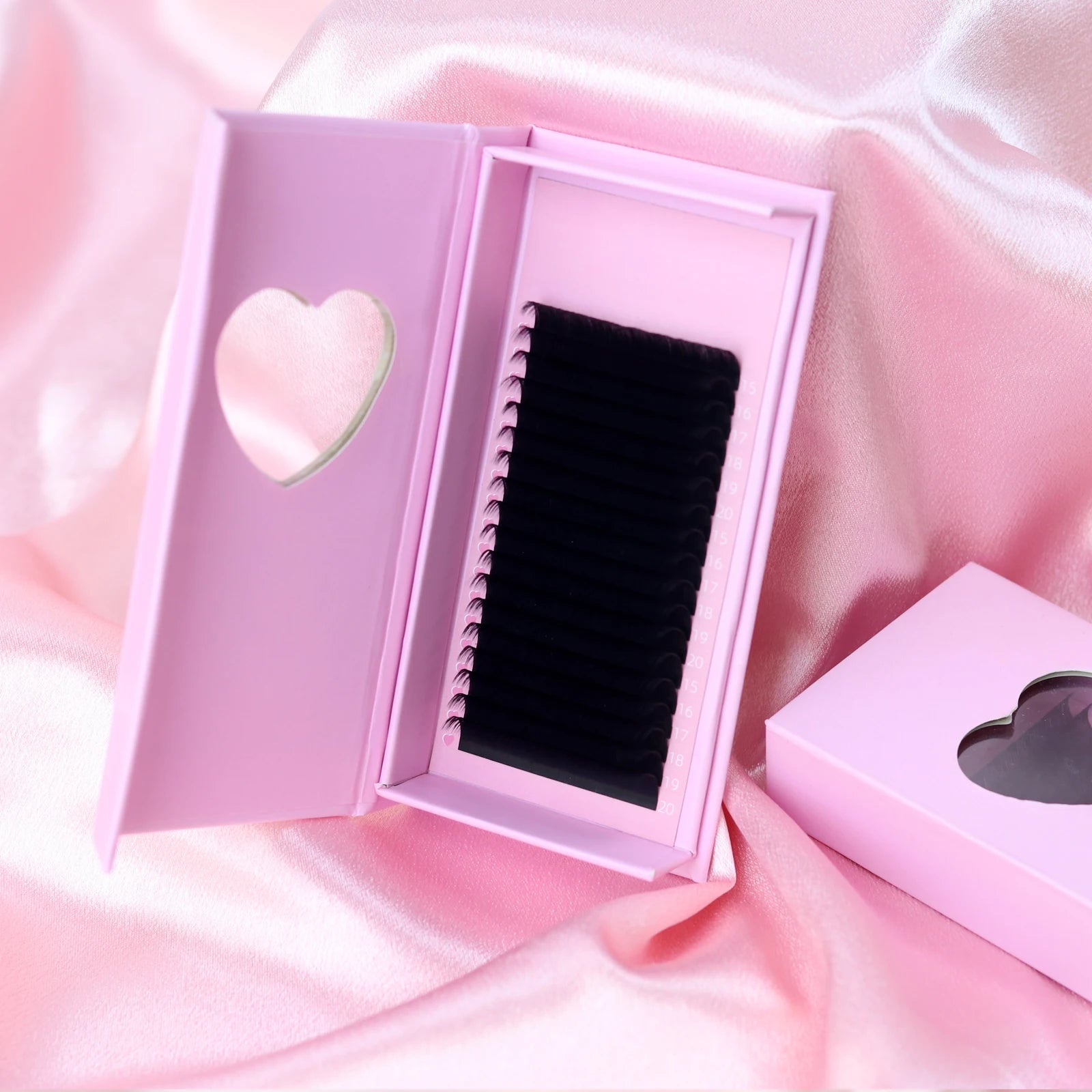 Allison Velvet Volume Lash Trays 0.03 0.05 0.07 Eyelash Extension Wholesale Fluffy Dark Matte Black Lash Extension Supplier