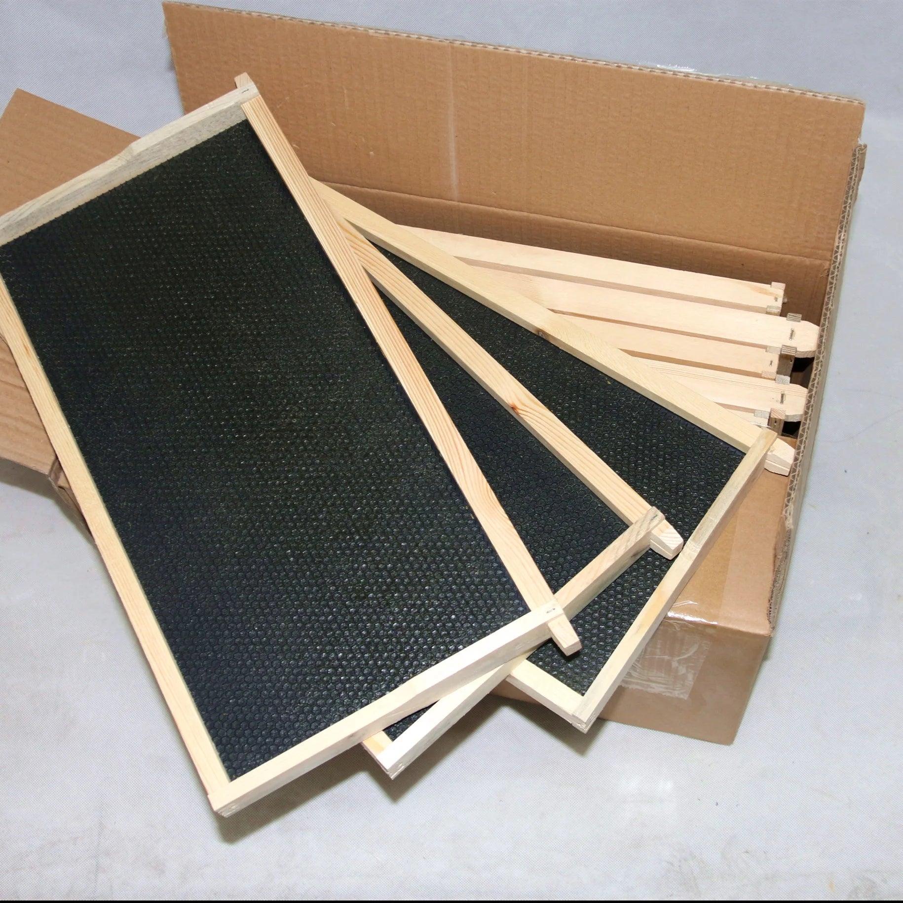 Unassembled Langstroth Deep Bee Frame with Plastic Foundation Sheet BEE HIVE TOOLS HIVE FRAME