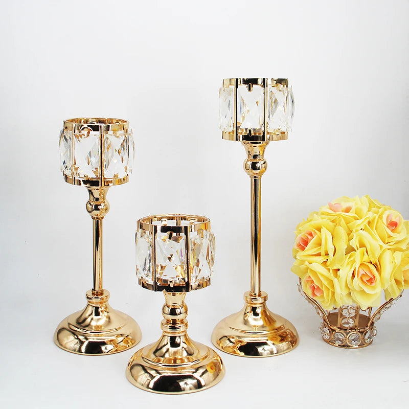 Fashionable European Valentine's Day Handmade Wrought Iron Electroplated Metal Crystal Candlestick Home Decoration Event