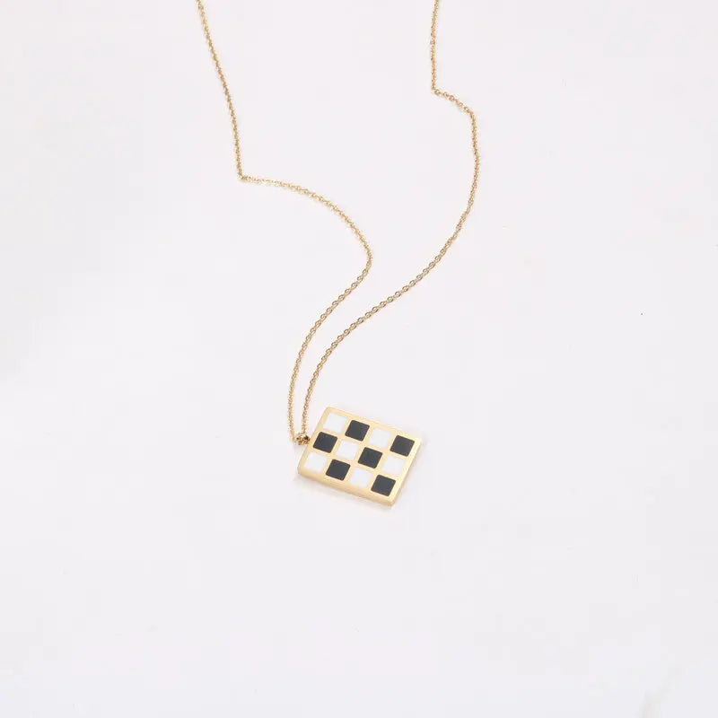 Fenny 18K Gold Plated Trend Black & White Plaid Rectangle Checkboard Pendant Necklace Stainless Steel Jewelry Wholesale