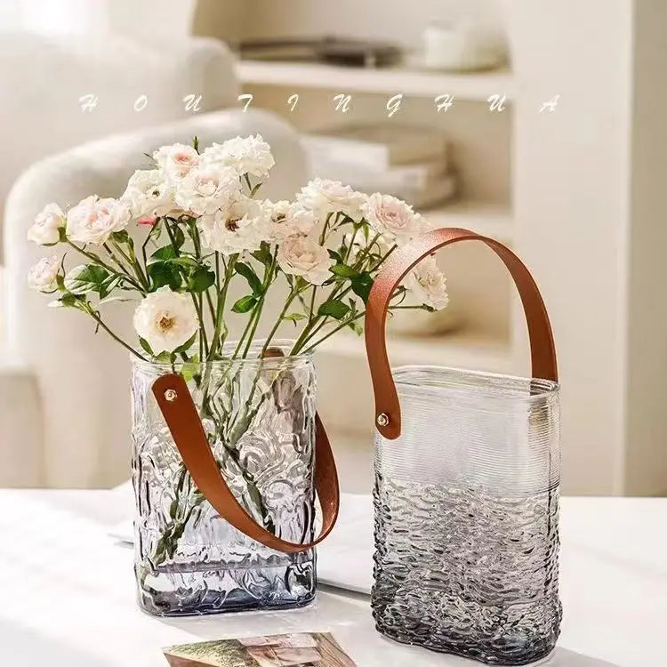 Minimalist and High-end Feel Handbag Glass Vase Transparent Hydroponic Vase for Light Luxury Decoration