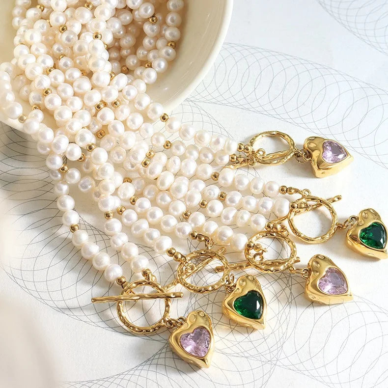 Unique Design Trend Pvd Gold Plated Stainless Steel Ot Buckle Heart Zircon Pendant Natural Freshwater Pearl Chain Necklace