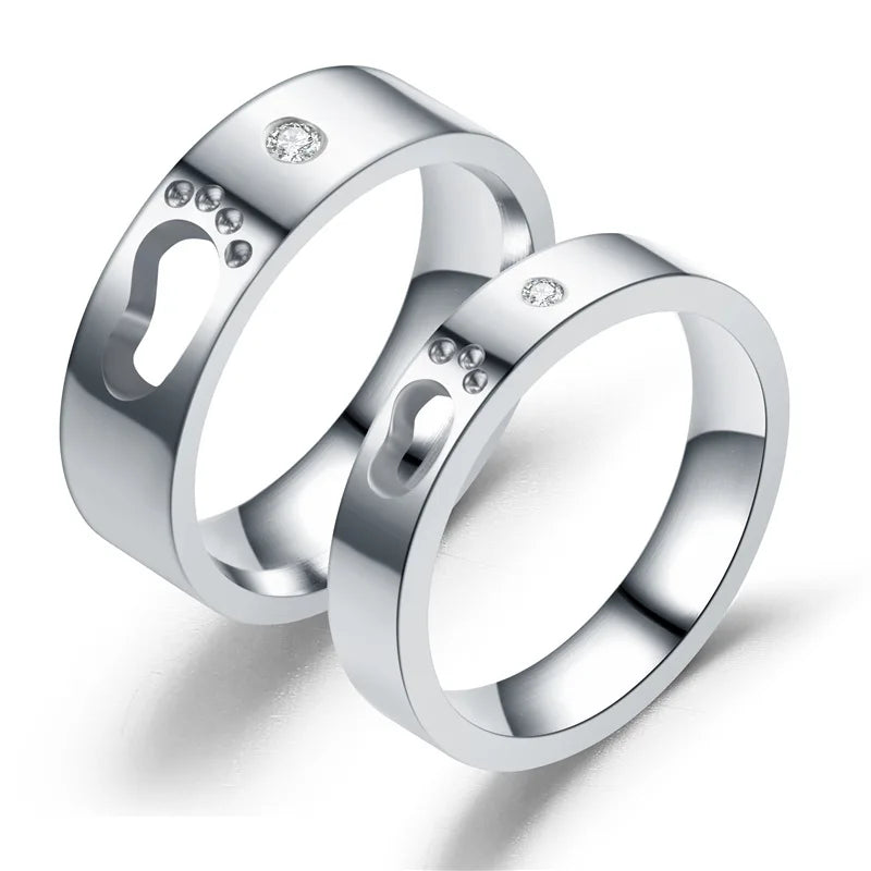 Men Women Fashion Couple Ring Stainless Steel Inlaid Diamond Ring Hollow Foot Pattern Ring for Lover Engagement Wedding Jewelry