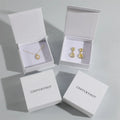 PUPPYSEW 9*9*3.5cm White Luxury Flip Magnetic Jewelry Box Cardboard Bracelet Ring Earring Necklace Jewelry Box With logo