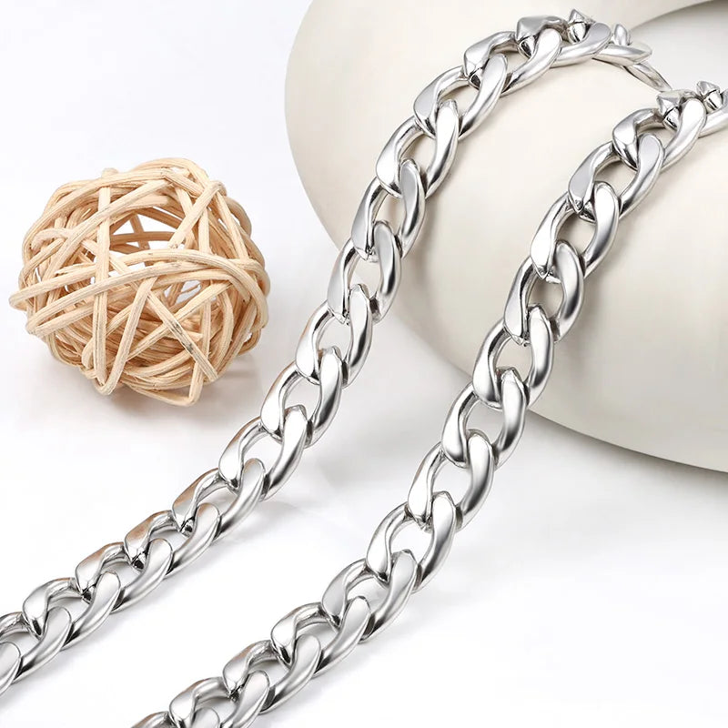 Wholesale Layered Cuban NK Stainless Steel Chain Necklace Water Resistant for Jewelry Making with Mould and Sample Services