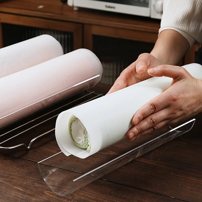 U-Shaped Transparent Acrylic Cake Roll Fixer 30cm Long with Semicircle Thicken PC Plastic Baking Tool for Dessert Decoration