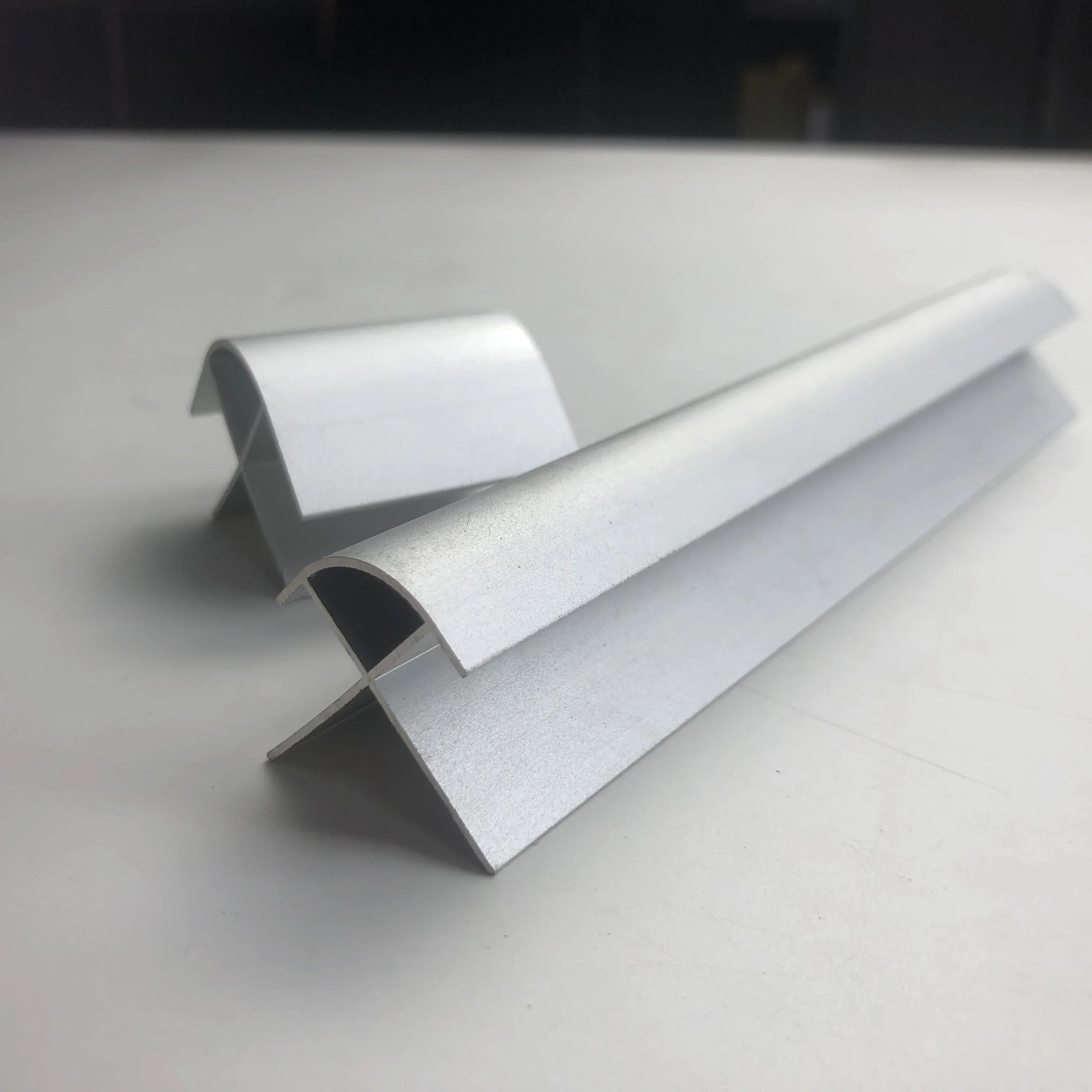 Aluminum Alloy Corner Partition for Bathroom 90-degree Corner Composite Strips for Paneling Decorative Aluminum Profile