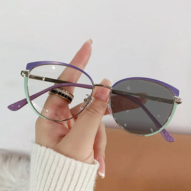 2025 Iazo Model 9085 Unisex Classic Cat Eye Frame Photochromic New Trend Color-Changing Anti Blue Light Glasses for All Ages