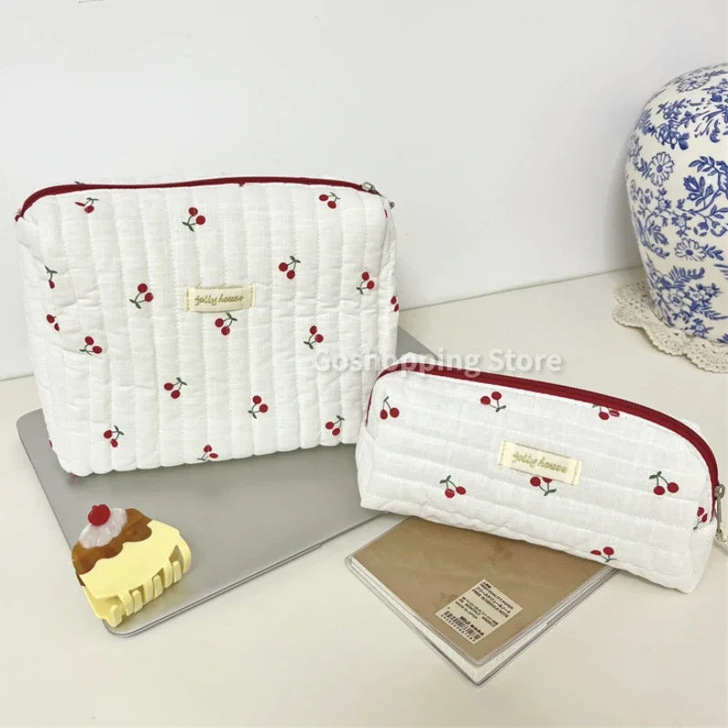 AQuilted Cotton Ladies Travel Storage Bag Retro Cherry Women's Cosmetic Bags Cute Design Girls Pencil Case Makeup Bag Handbags