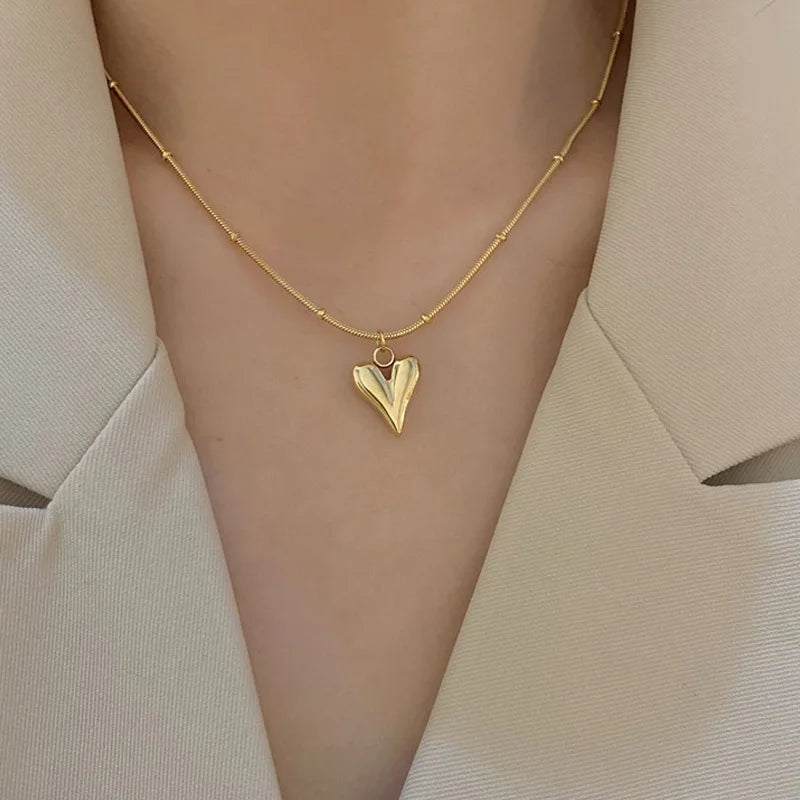 Women's Gold Plated Stainless Steel Necklace Exaggerated Big Chunky Heart Pendant Irregularity Heart Design Featuring Pearl Key