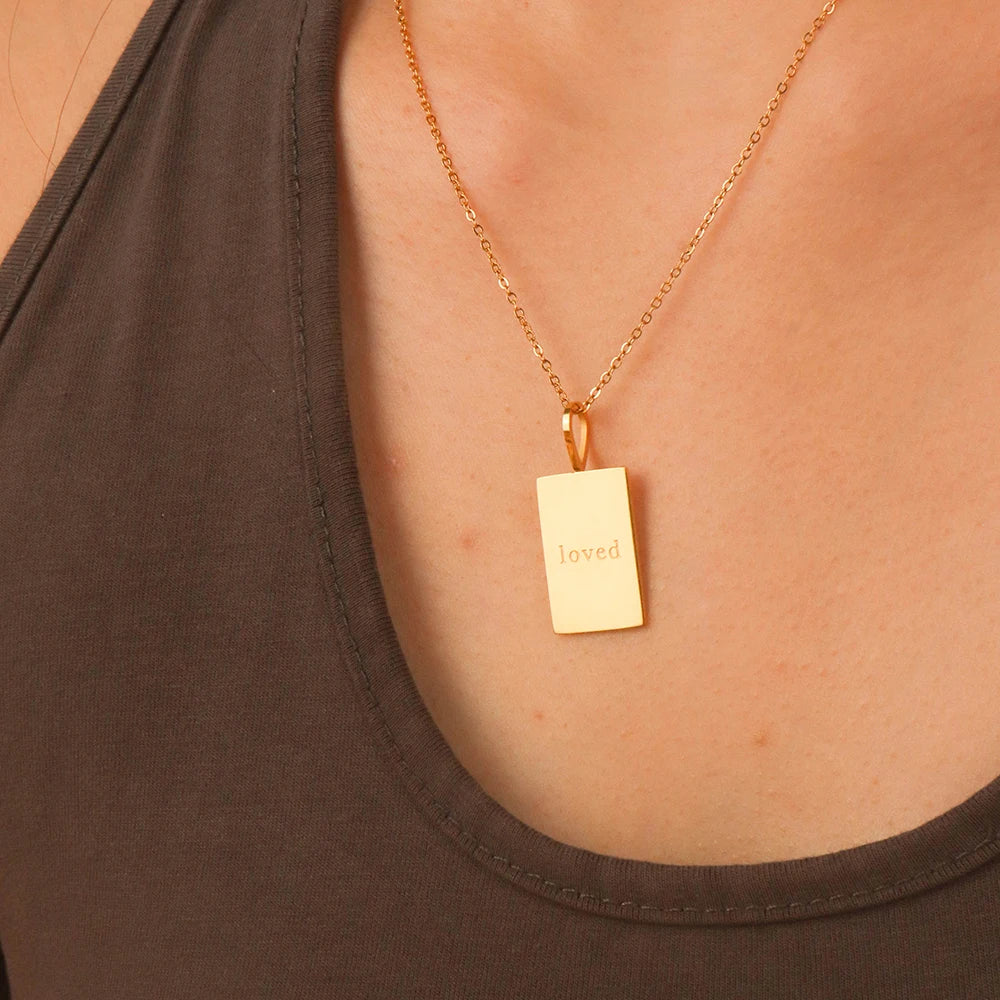 Chris April in Stock Fashion Jewellery PVD Gold Plated 316L Stainless Steel Slang Common Saying Square Card Pendant Necklace