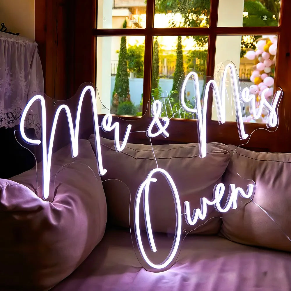 Wholesale Custom Mr and Mrs Neon Sign Personalized Wedding Neon Light Customized Couple Name Sign Backdrop Decoration