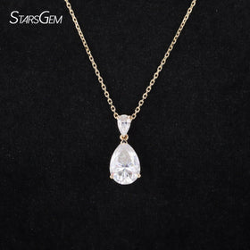 9k Yellow Gold Pear Shape Moissanite White Stone Pendant Necklace Customizable Chain Style for Parties Engagement