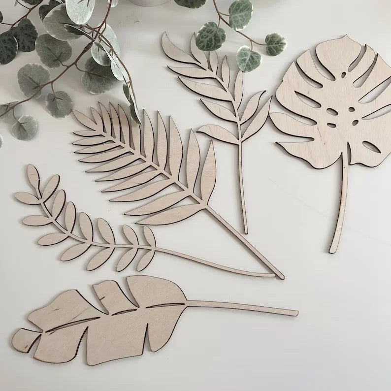 Wooden Tropical Leaves Floral Home Decoration