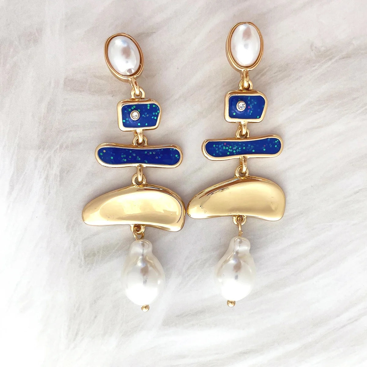 New Fashion Earrings Polished Enamel Crystal  Pear Drop Gold Plated Stud Earring Charms Fashion Pendant Earrings for Women