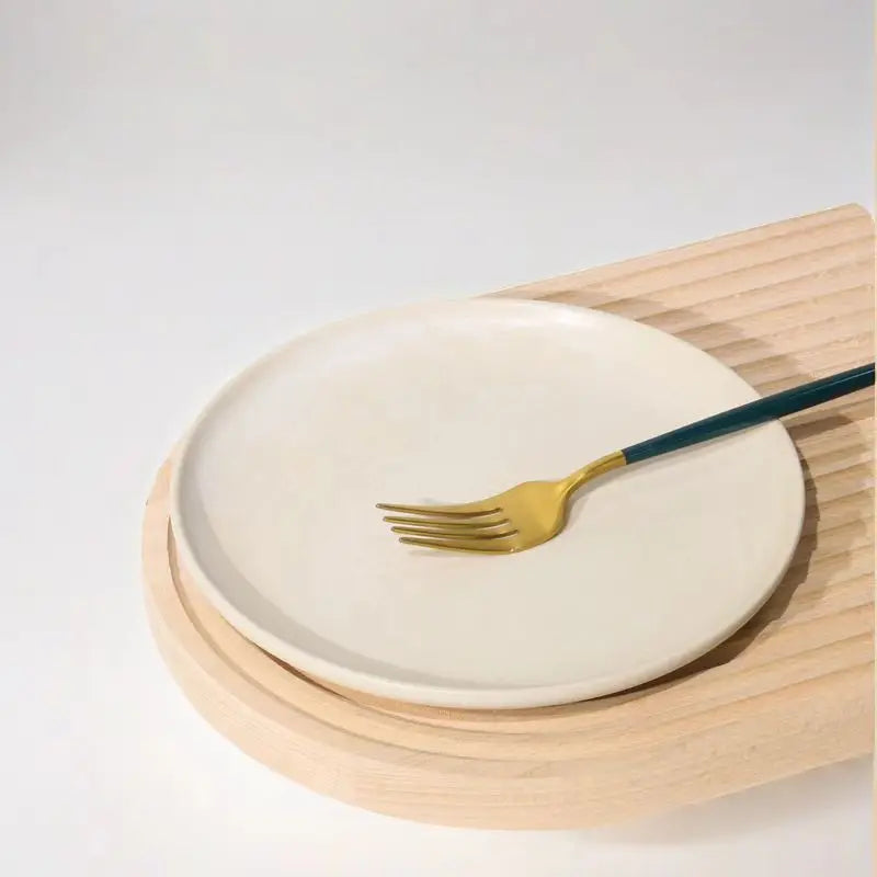 8 Inch Eco-Friendly Nordic White Stoneware Dinner Ceramic Plates Bulk Kitchenware Ceramic Manufacturers' Porcelain Presents