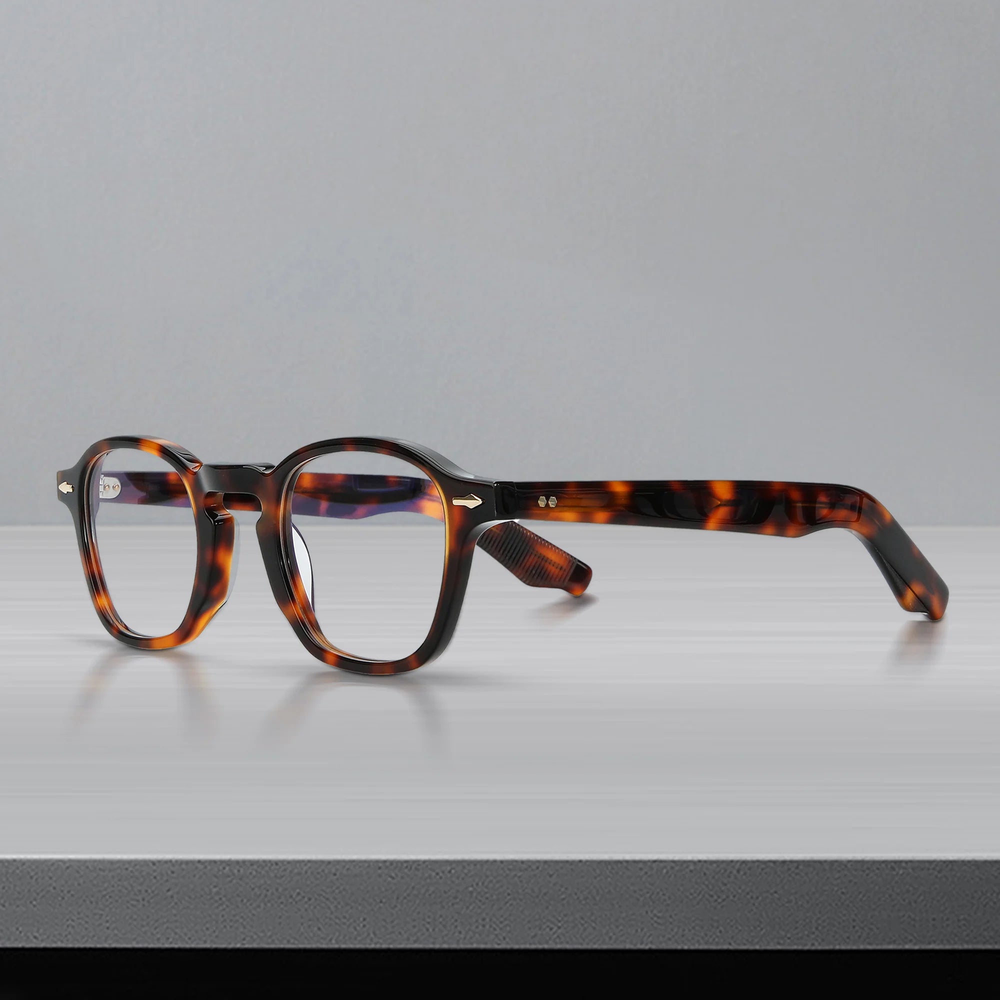 Designer Men's Acetate Eyeglass Frame Classic Tortoiseshell Colored Sunglasses Nylon Lenses Wholesale Glasses in China