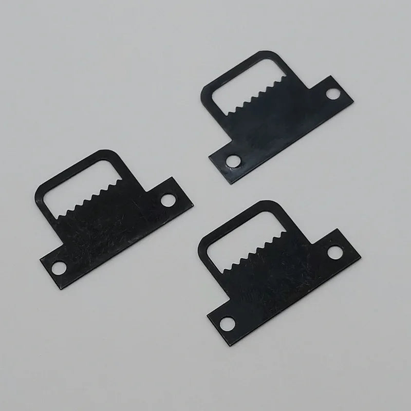 32x22mm Conceal Sawtooth Square Double-hole Iron Plain Black Oxide Photo Album Picture Frame Hanger Wall Hook Accessories Box