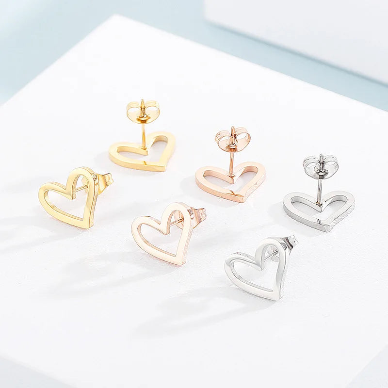 Cute Minimalist Korean Fashion Non Tarnish 18k Gold Plated Heart Stainless Steel Earrings Studs for Women
