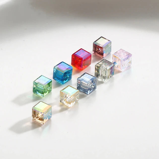 Boutique 4mm 6mm 8mm Square Crystal Beads DIY Bracelet Necklace Material Colorful Cube Glass Beads for Jewelry Making