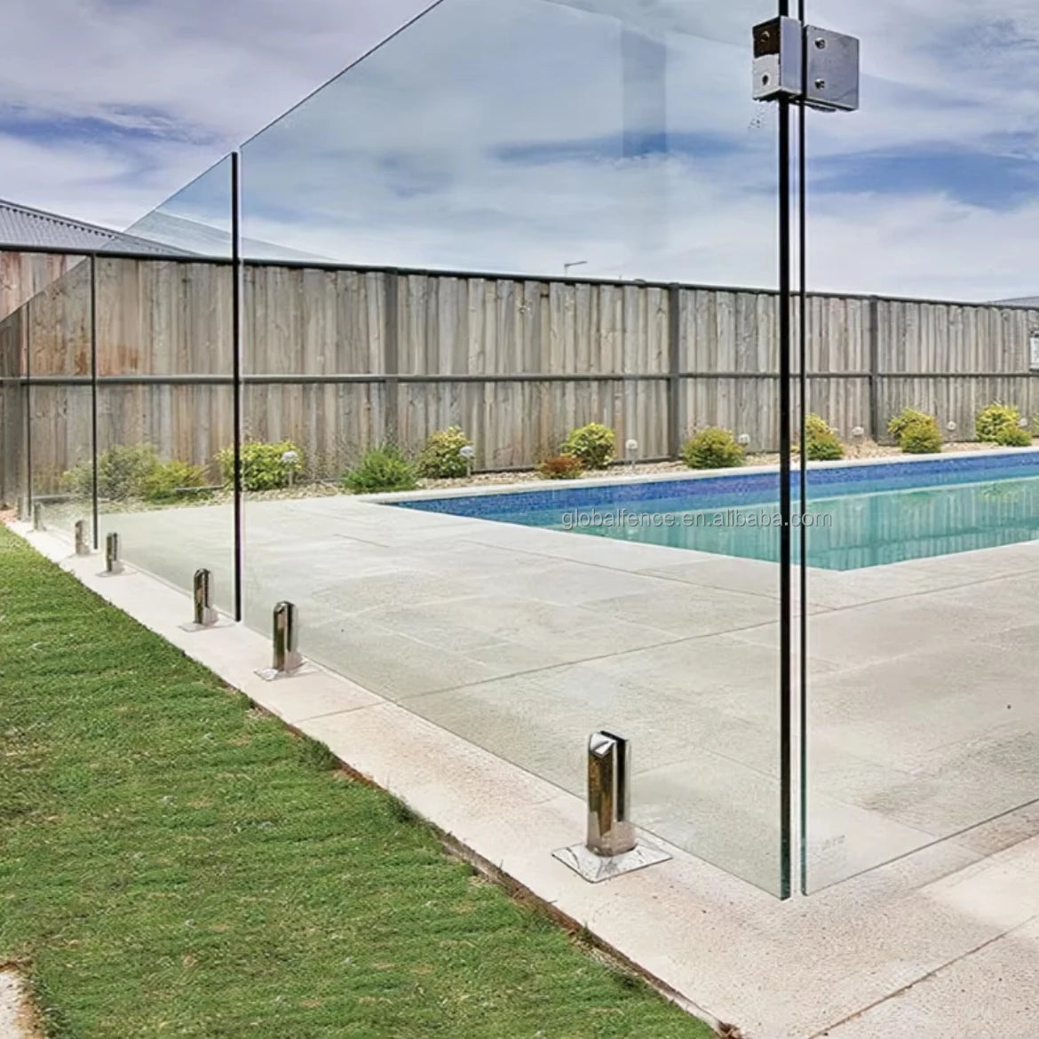 Reilbu Hot Sale Deck Outdoor Stainless Glass Railing Post Modern Design for Balcony