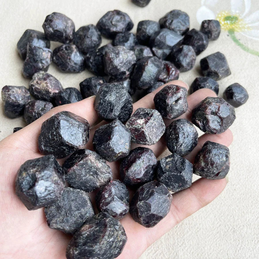 Wholesale Crystal Healing Stones Garnet Rough Raw Raw Garnet Stone