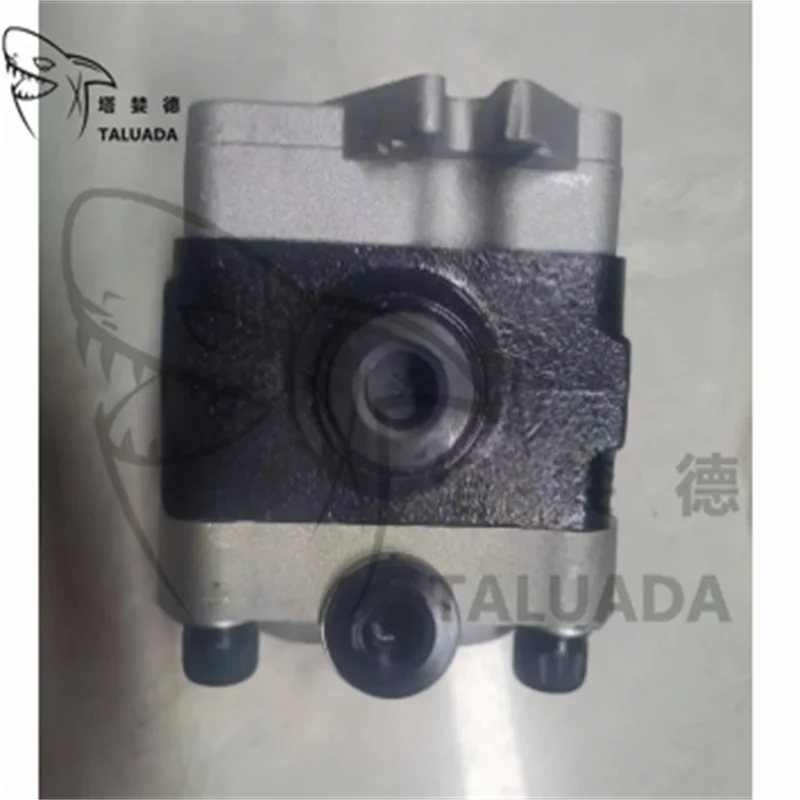 TALUADA Excavator Parts PVD-1B-31 PVD-1B-32 Vio27 Gear Pilot Pump Assembly for Vio27 Vio30 Vio35 Hydraulic Gear Pilot Pump Assy