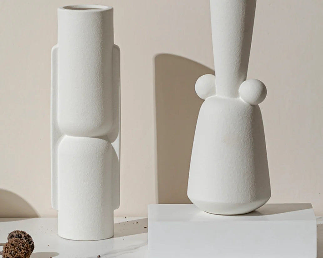 Modern High-End Ceramic Vase Simple Luxury Style for Home Decor-Desktop Tabletop Flower Arranging for Living Room Dry Flowers