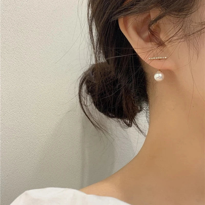 SC Simple Gold Color Small Earrings Party Jewelry New Korean Crystal Line Metal Pearl Stud Earrings for Women