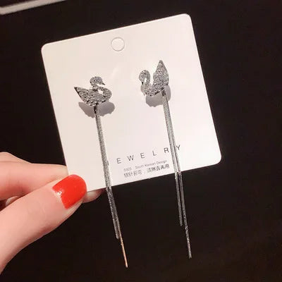 2025 Crystal Wholesale Designer Earrings Popular Brands Silver Long Tassel Crystal Dangle Fashion Earrings Jewelry Women