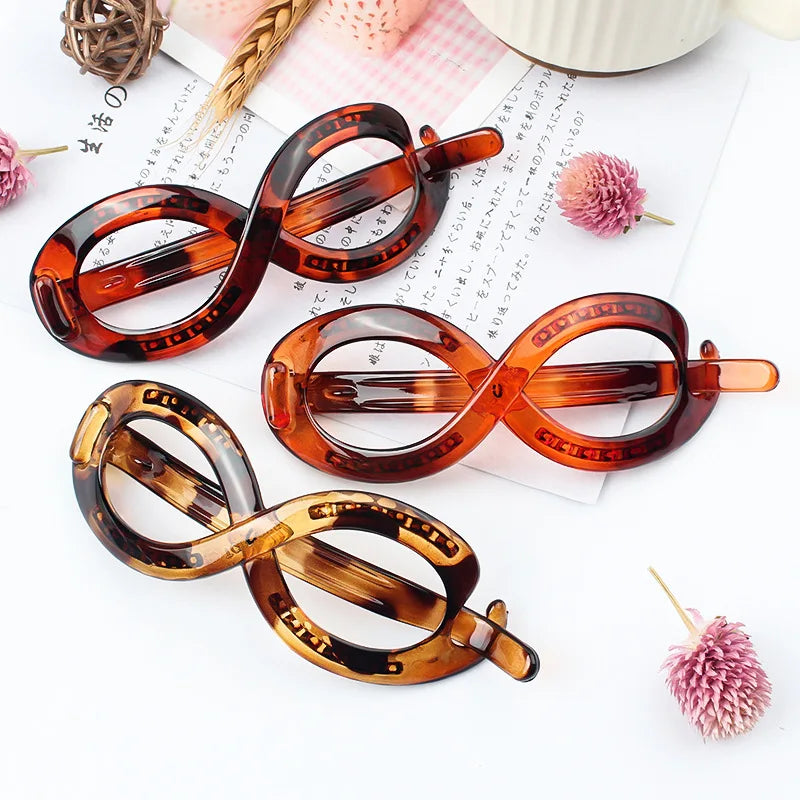 Hot Frosted 8-shaped Texture Clip Delicate Fried Dough Twist Curl Cross Clip Retro Women's Hair Clip Accessories Wholesale