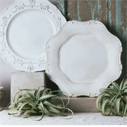 13 Inch Vintage Baroque Party Banquet Embossed Plastic Lace Flower Table Fluted Charger Plates for Wedding Dinner Reception