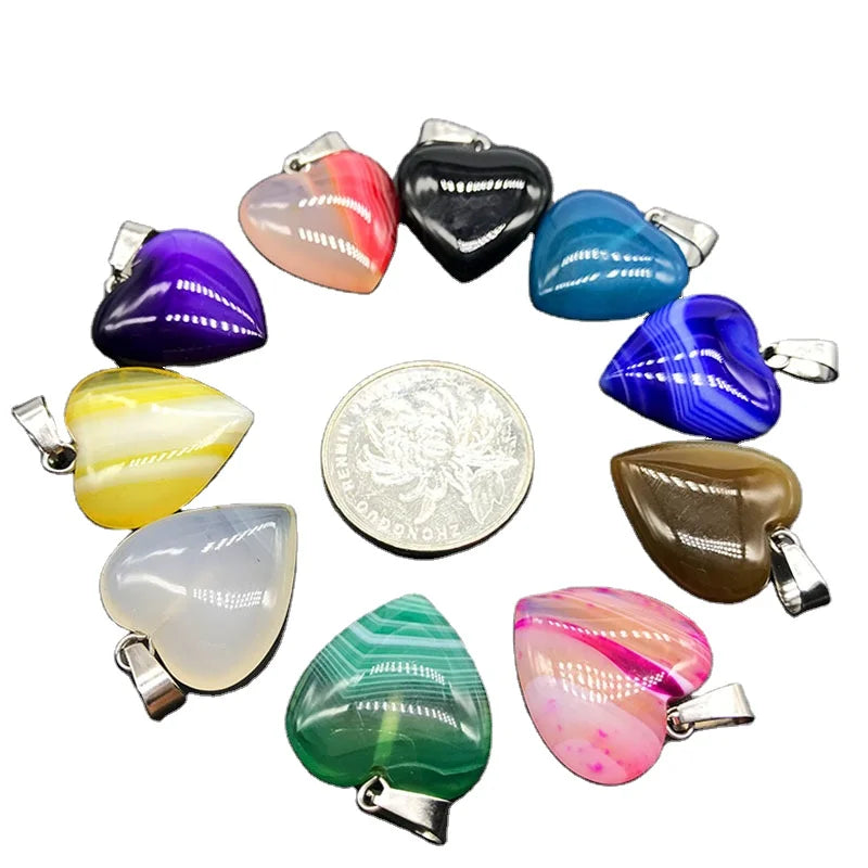 Huiying Wholesale Natural Beautiful Heart Quartz Crystal Pendant Healing Jewelry jewelry