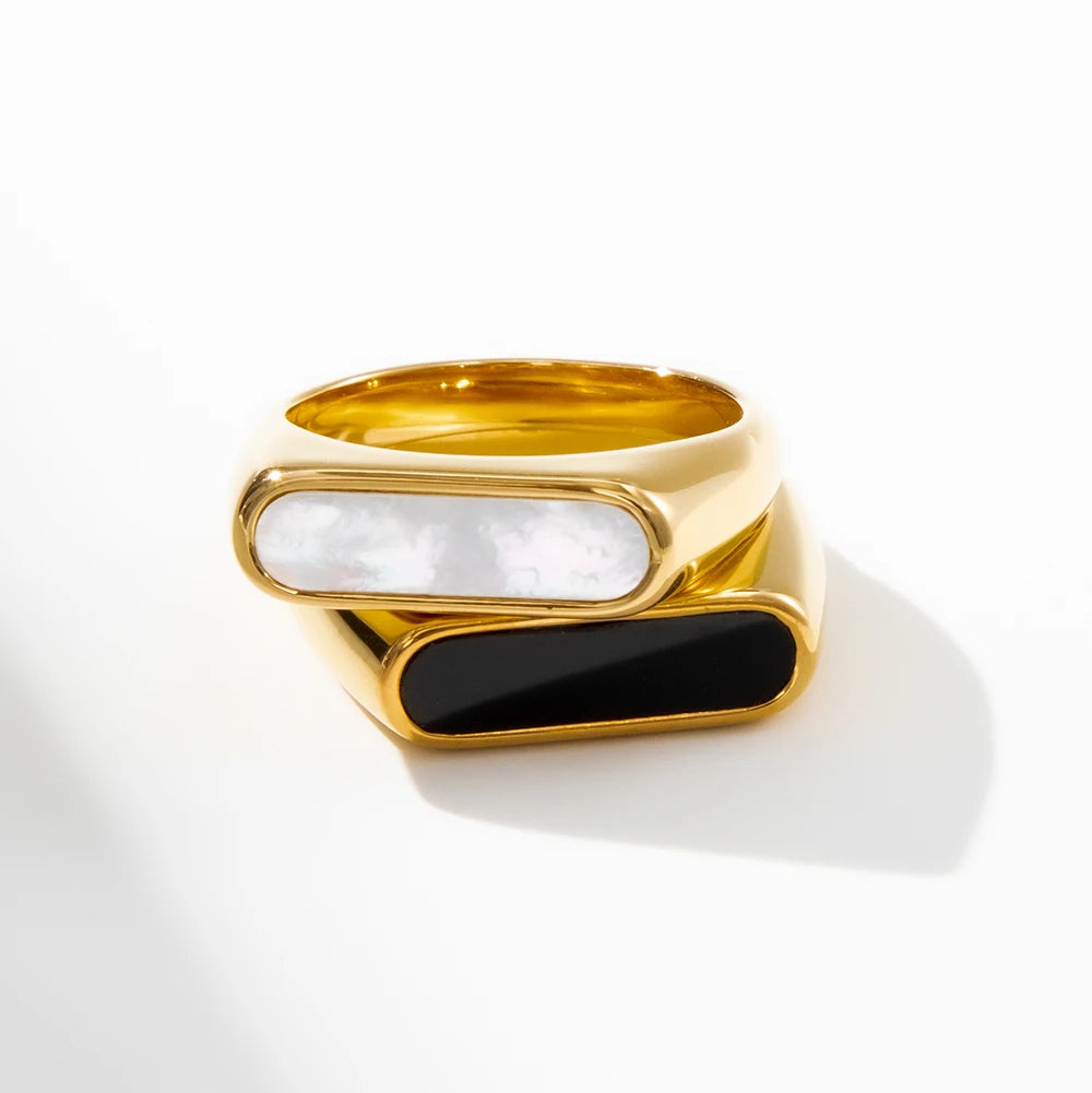 YF2277 Waterproof Jewelry Ins Hot Selling Minimalist 18K Real Gold Plated Stainless Steel Black White Natural Shell Rings MegaBDM