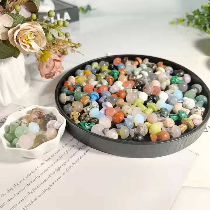 Wholesale Natural crystal mushroom stone heading black obsidian crafts polished mix materials for home decoration