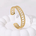 Fashion Women's Bangle French Retro Non-fading 18K Gold-plated Simple Hollow Stainless Steel Bangle