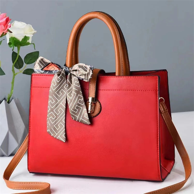 2026 Custom Red Color Print Tote Fashion Classic Lady Large Graffiti Handbag Size