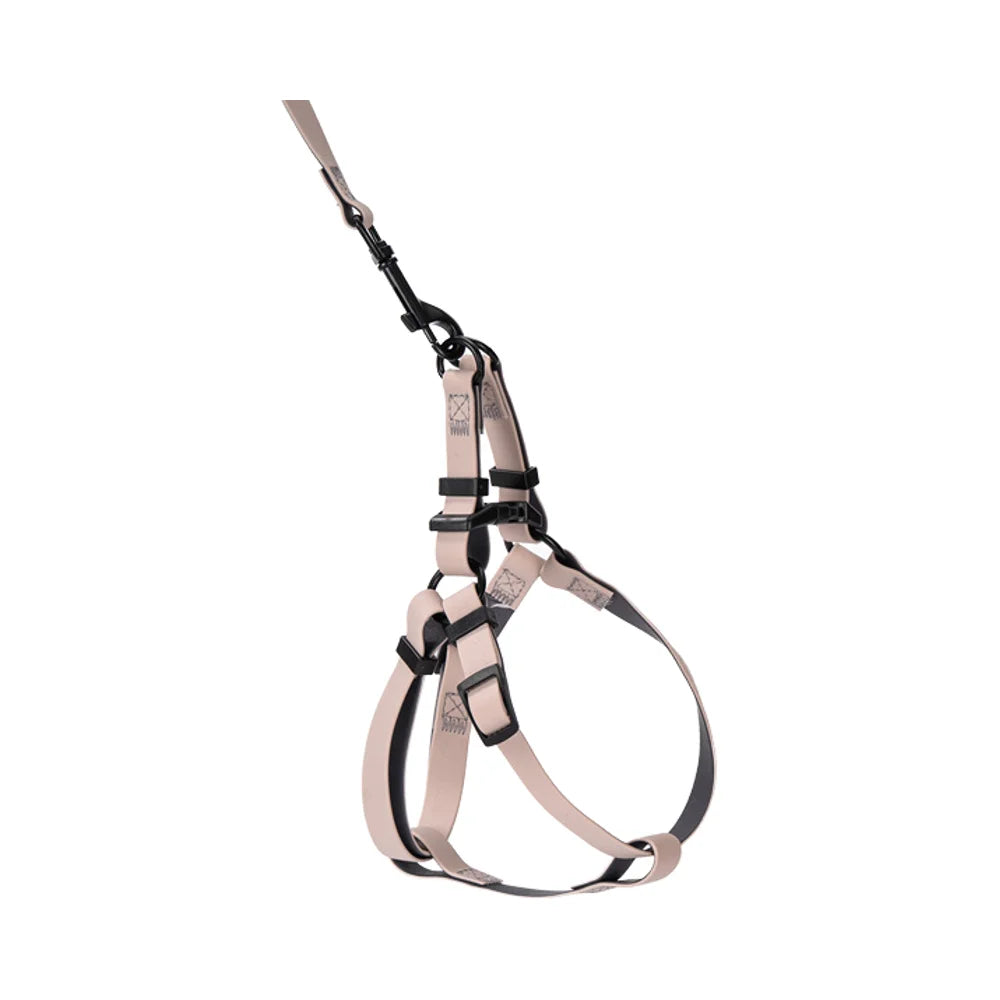 Luxury Pet Harnesses Available in Stock Elegant Pet Collars & Leashes