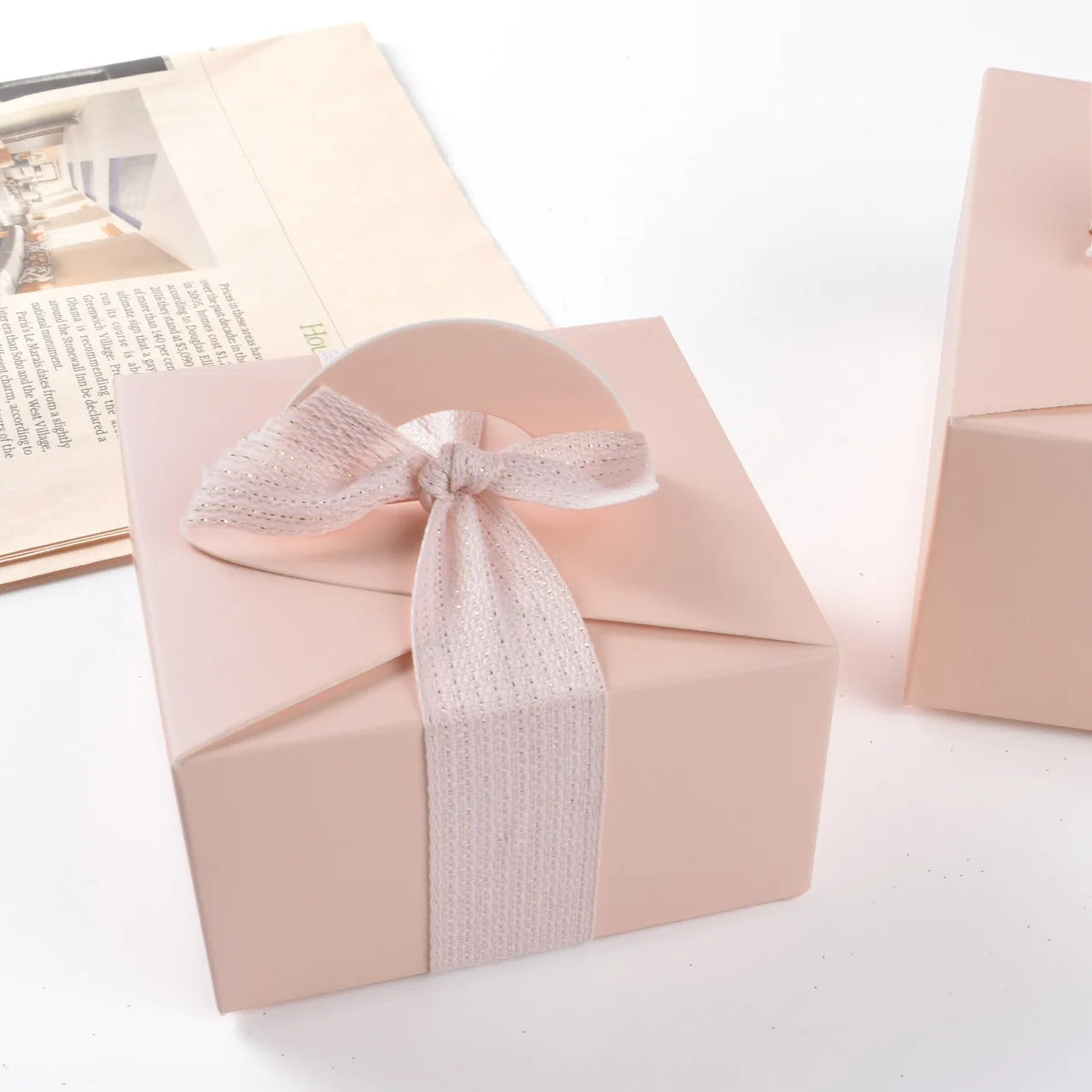 Cheap Price Small Pink Gift Packing Box Pastry Cookies Cake Square Packaging Paper Takeaway Boxes