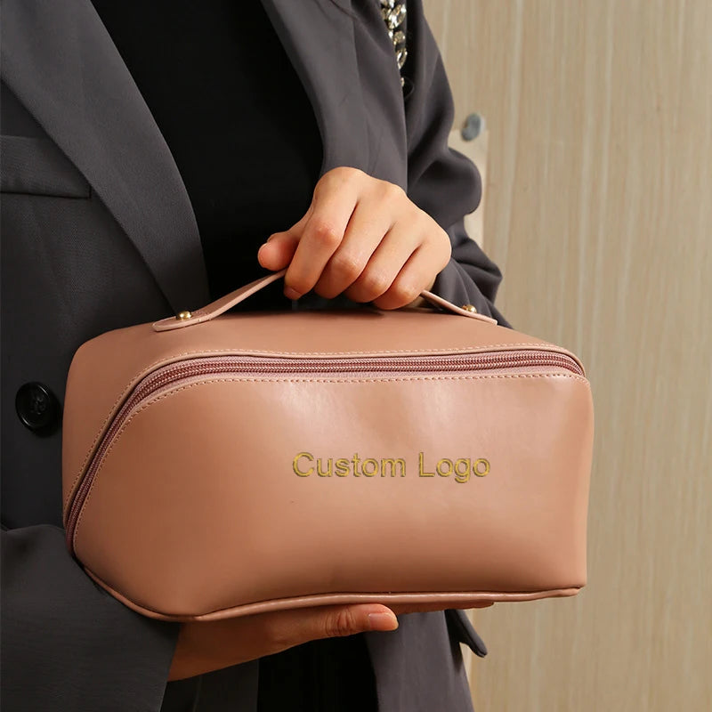 2023 Custom Logo Large Capacity PU Leather Cosmetic Bag Organizer Beauty Pouch Waterproof Zipper Make up Bag Travel Toiletry Bag