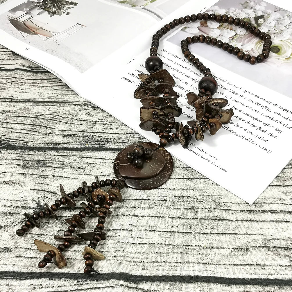 Retro Bohemian Summer Party Long Necklace Jewelry Wood Coconut Shell Heart Pendant Handmade Necklace Ethnic Trendy Accessory