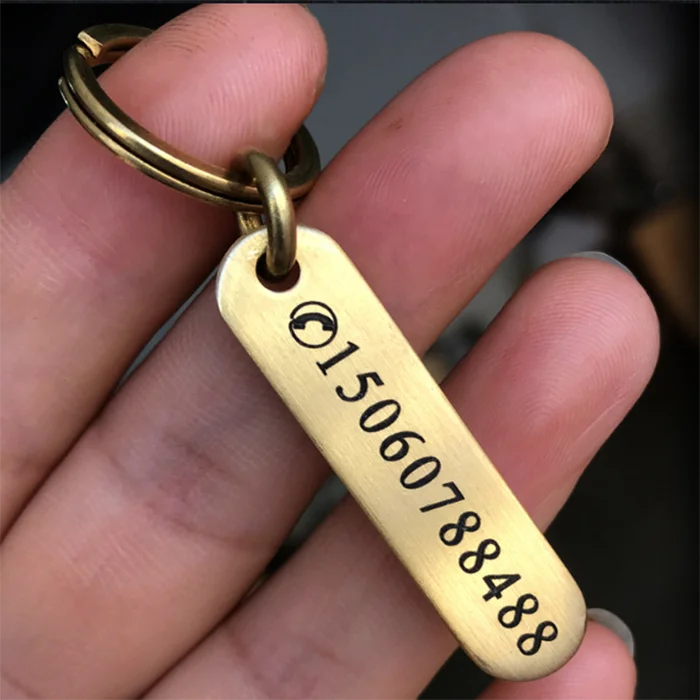 Custom Logo Solid Brass Keychain Laser-Engraved ID Number Tag with Silk Screen Printing Elegant Metal License Plate Keychain