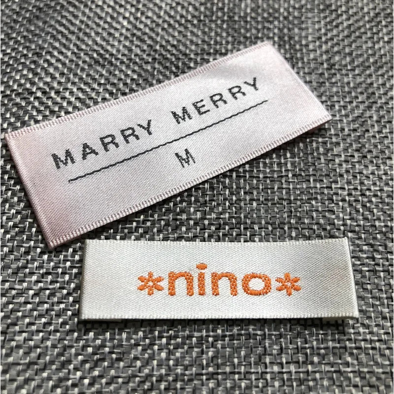 Custom Sew on Charm Patterns Logo Center Fold Label Washable Fabric Machine Woven Neck Labels for Clothing
