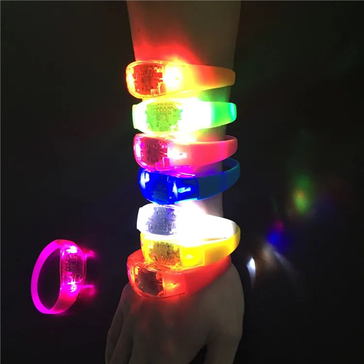 Free Samples Wholesale Cheap Light Silicone LED Wristband Bracelet Remote Control for Graduation Valentine's Day-Waterproof