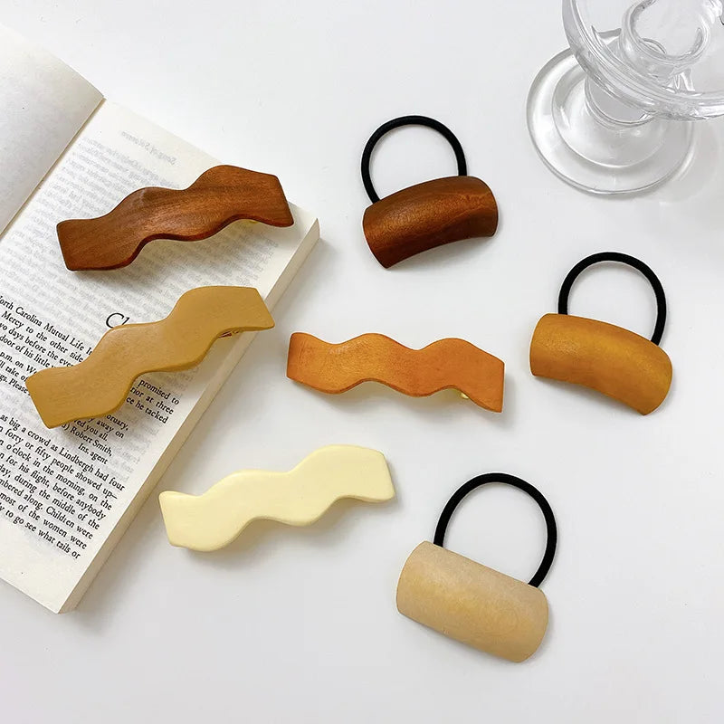 Simple Wave Shape Bangs Hairgrips Hair Accessories Scrunchies Wooden Duckbill Barrette Hair Clips for Women