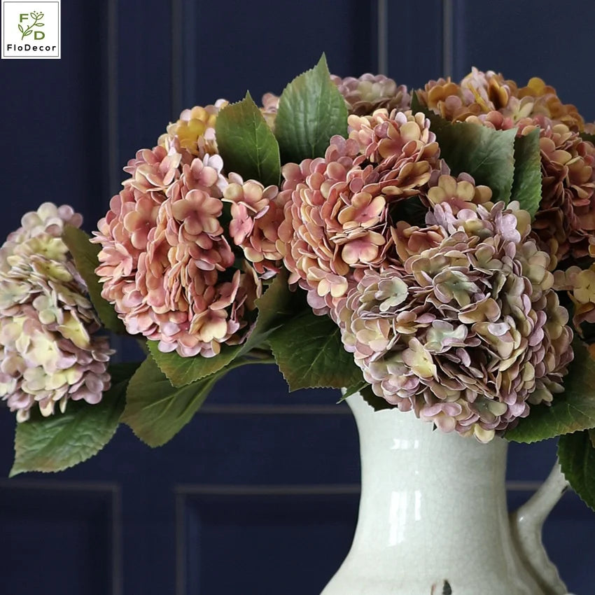 New Arrival Artificial Large Vintage Real Touch Hydrangea Flower Latex for Wedding Decoration Dusty Hortensia Flower Autumn