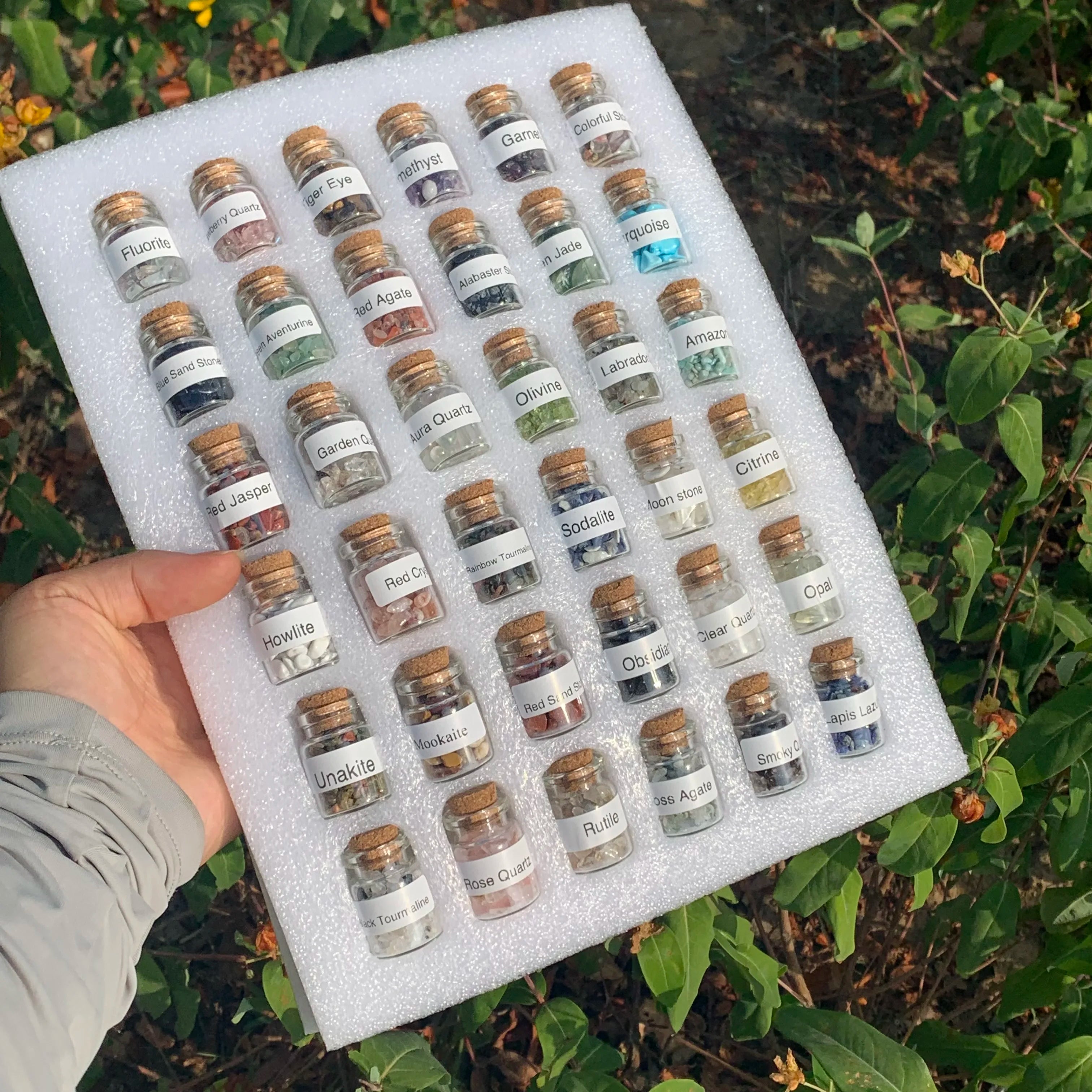 36 Pcs Mini Birthstone Crystal Bottles Chakra Meditation Healing Healing Reiki Crystal Home Decoration Wishing Bottles
