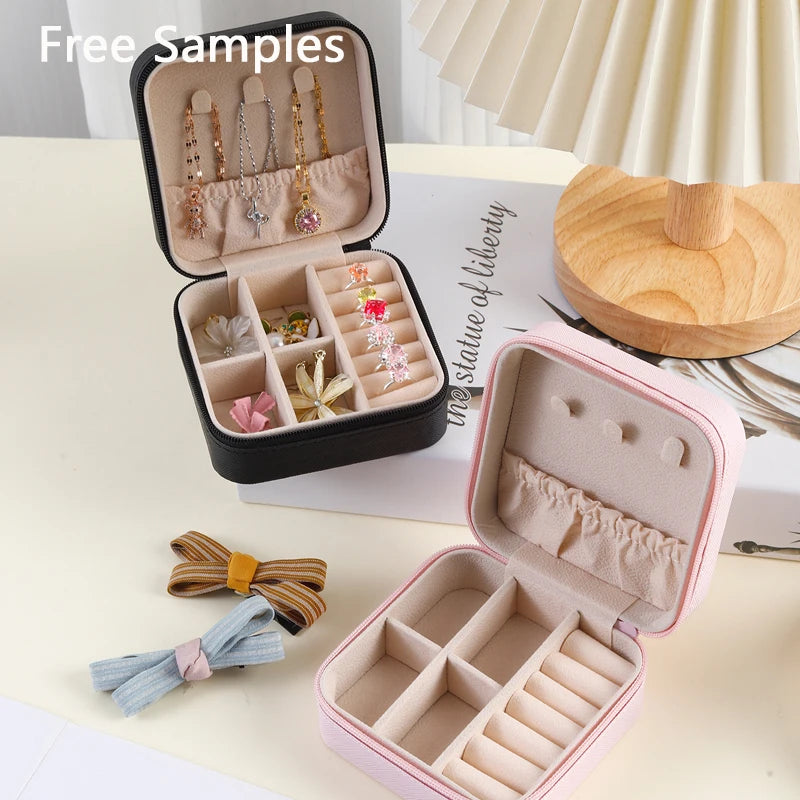 Wholesale Jewelry Box Organizer Mini Storage Rings Earrings Jewellery case Portable Travel Women Jewelry Package Custom logo
