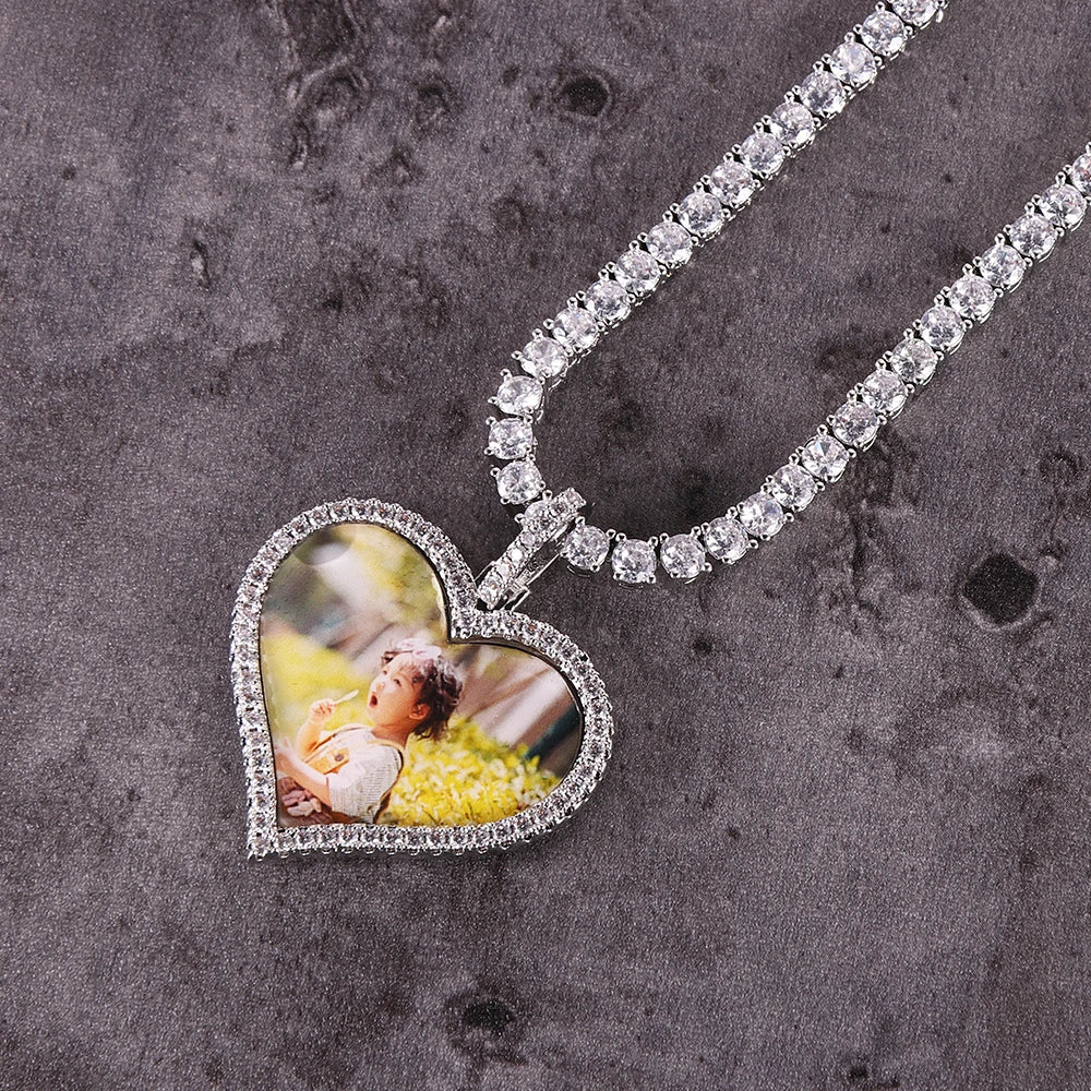 New Micro Inlaid Zircon Heart-shaped Circular Pendant DIY Personalized Picture Photo Making Necklace Birthday Gift